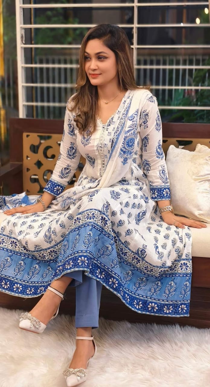 Cotton Gown Three Piece
