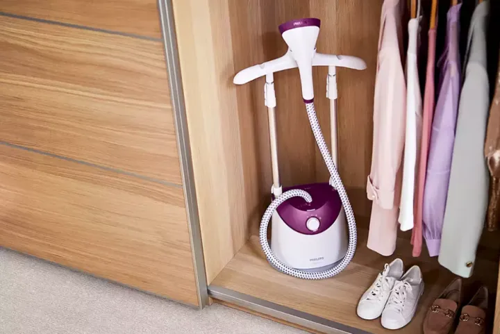 Philips GC486/36 Easy Touch Stand Steamer
