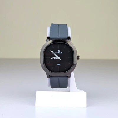 Titan Edge Luxury Watch Magnetic Lock (Water Resistant)