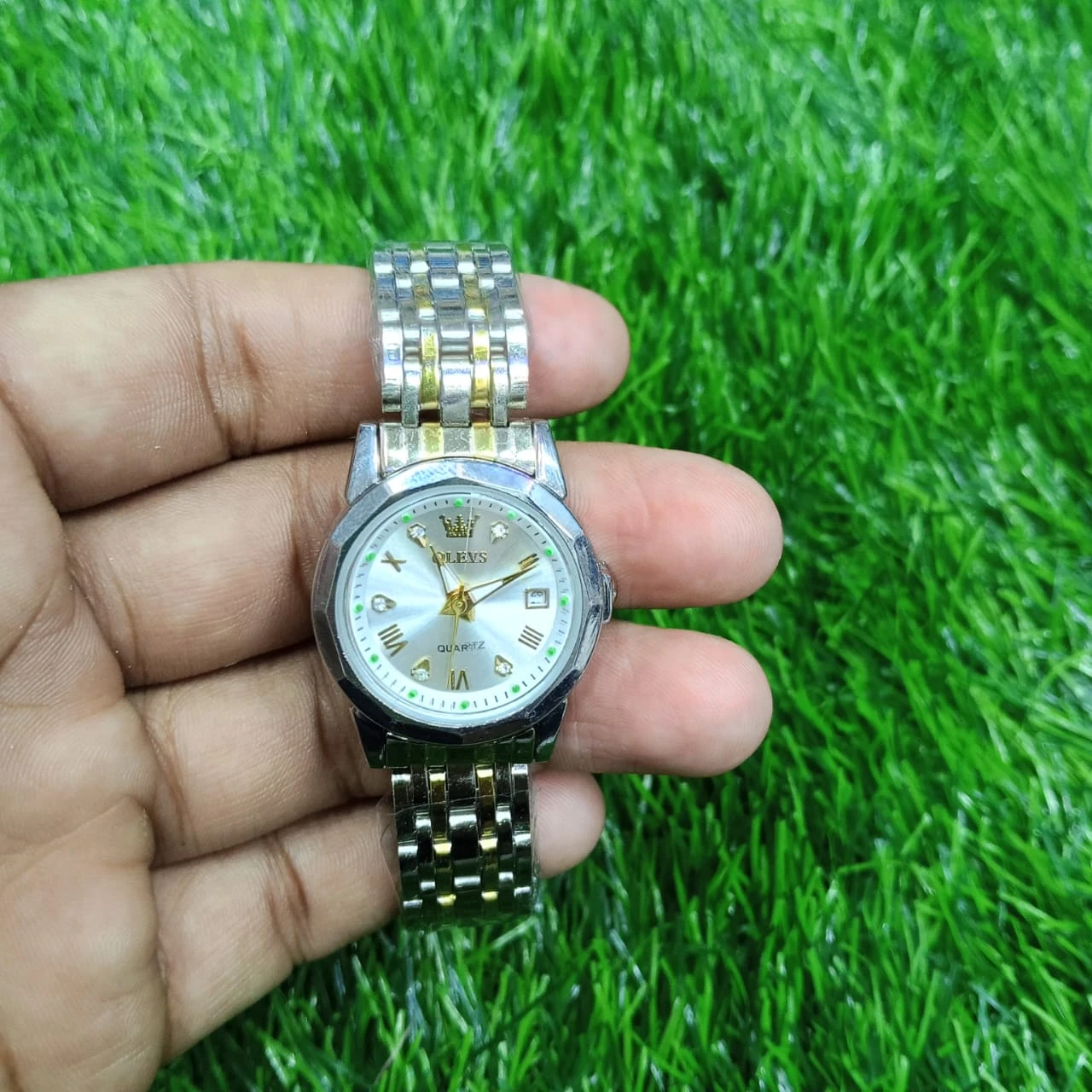 Butter Fly Lock OLEVS Watch for Women Silver