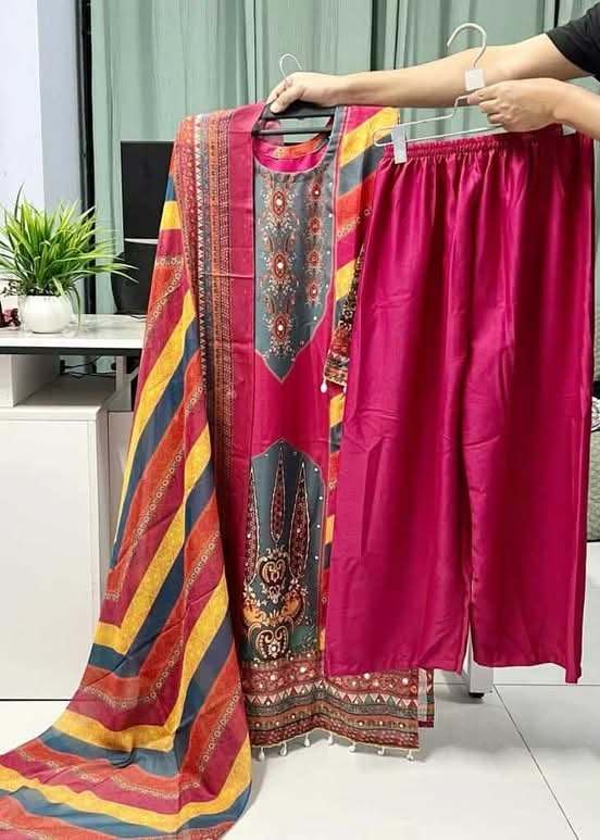 ইন্ডিয়ান ওয়েটলেছ জর্জেট কাপড়ের থ্রি পিছ