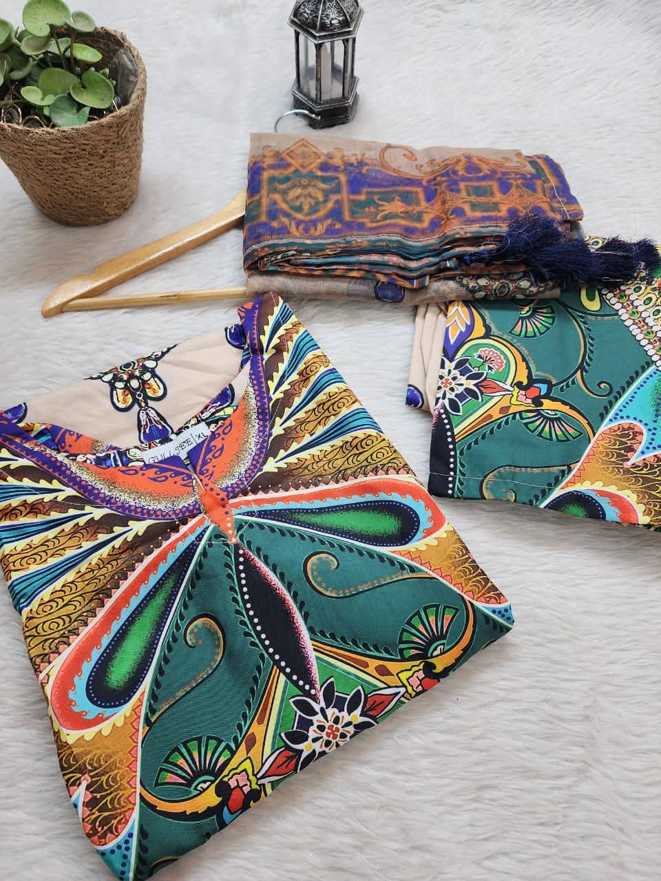 Coralina Pakistani inspaird 3 piece
