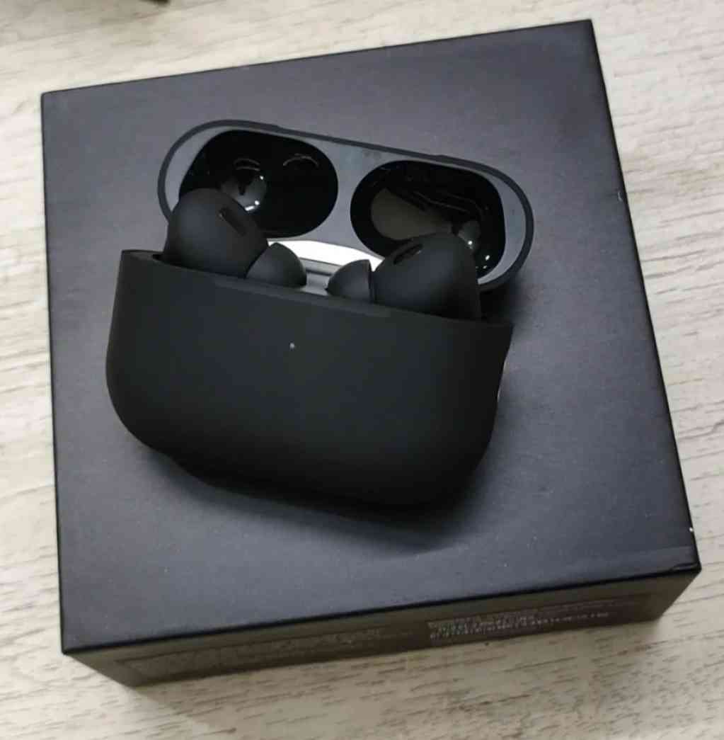 AirPods Pro 2nd Generation black