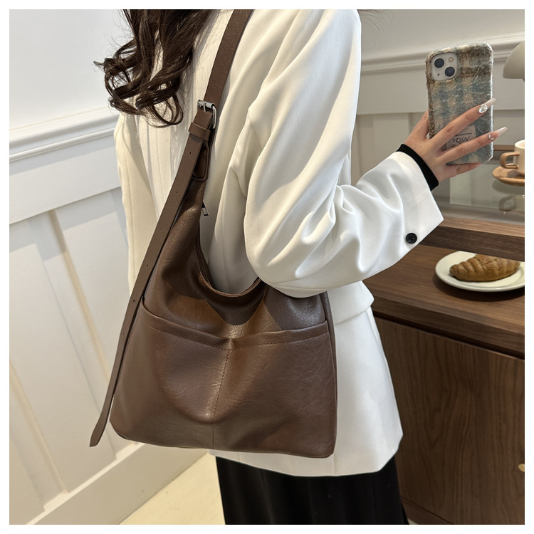 Chinese PU Leather Tote bag | high-grade simple commuter | underarm bag | large capacity shoulder bag (SKU:CS2958)