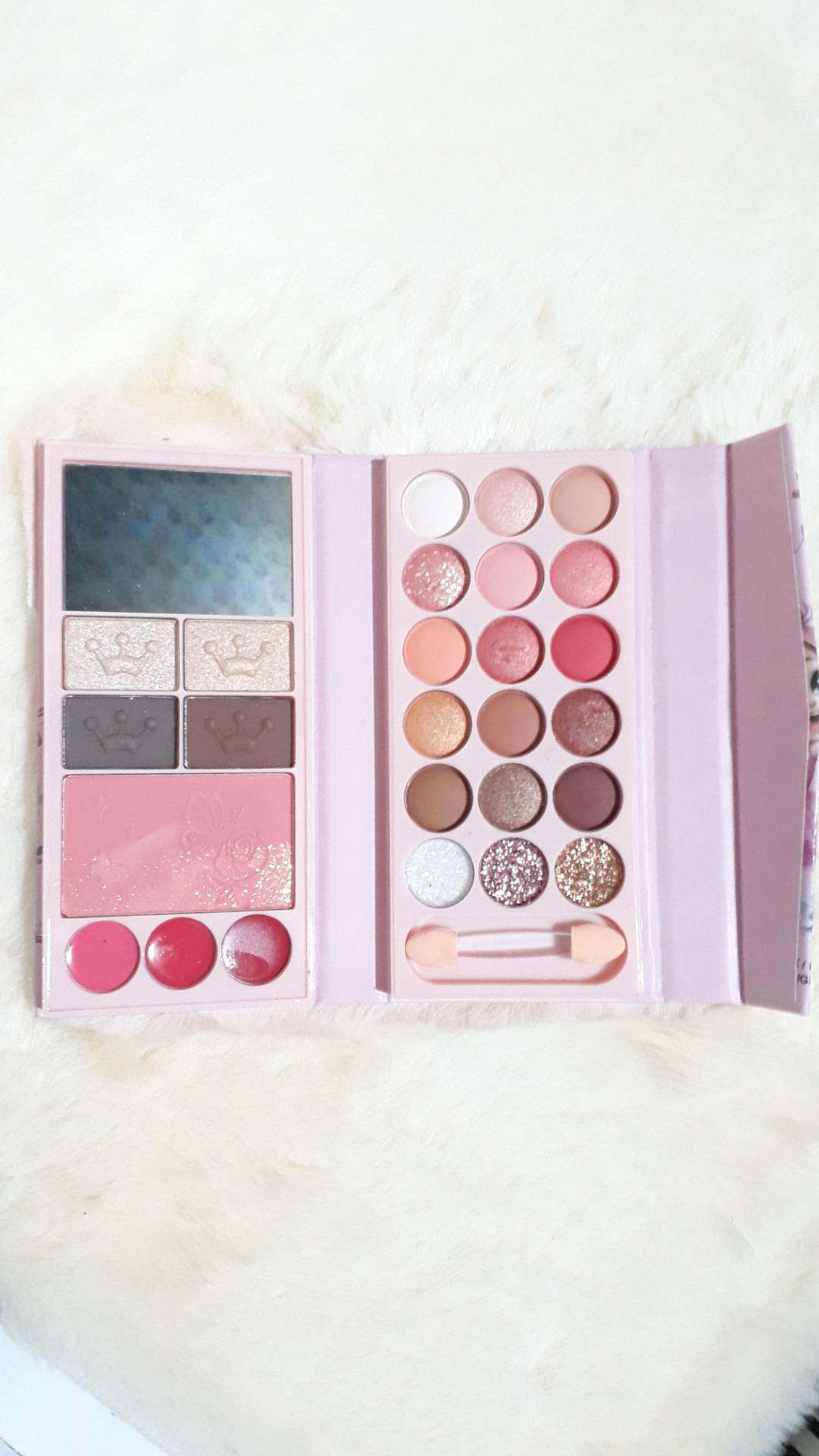 Makeup set