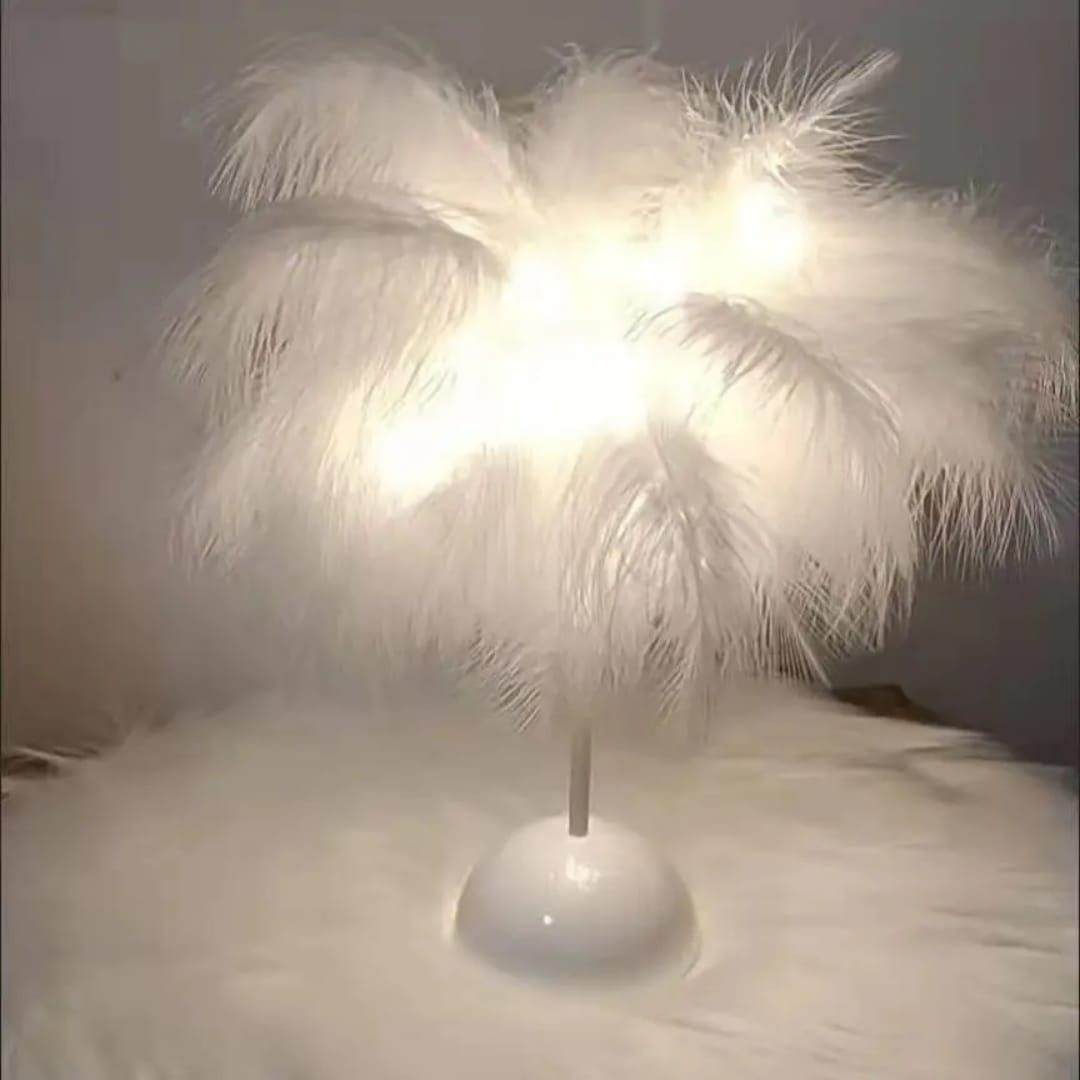 ✨ Sophie Feather Lamp (Mini)