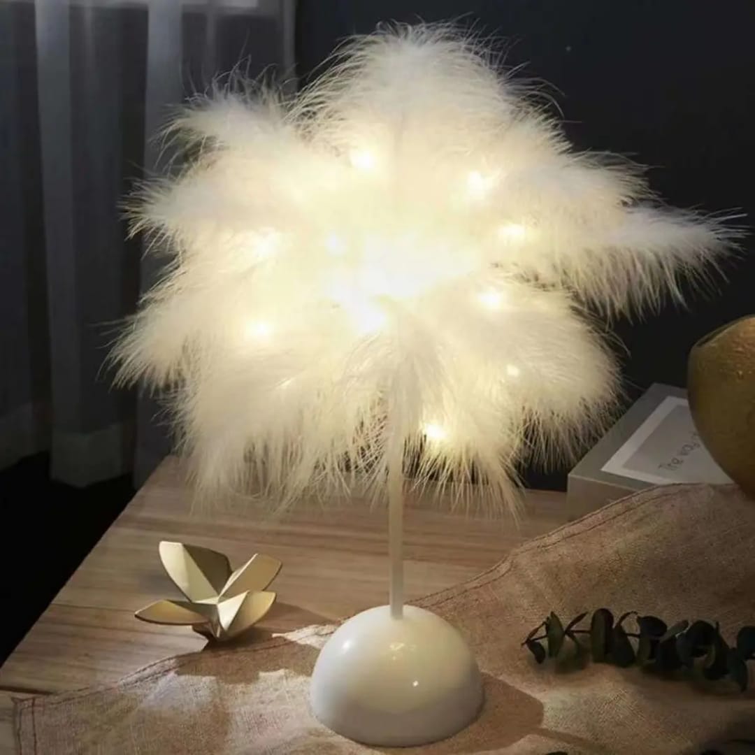 ✨ Sophie Feather Lamp (Mini)