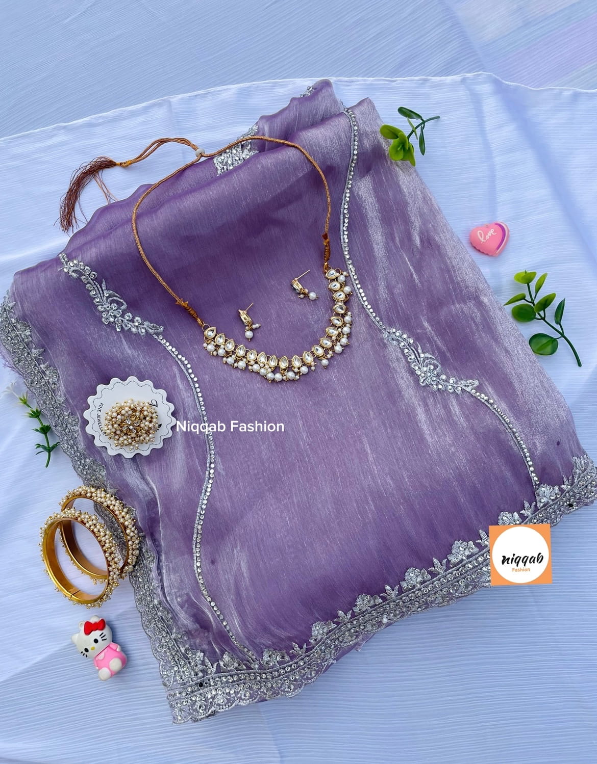 জিমিচু পার্টি শাড়ি