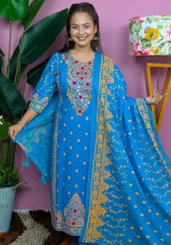 কারচুপি বুটিক্স থ্রি পিস?