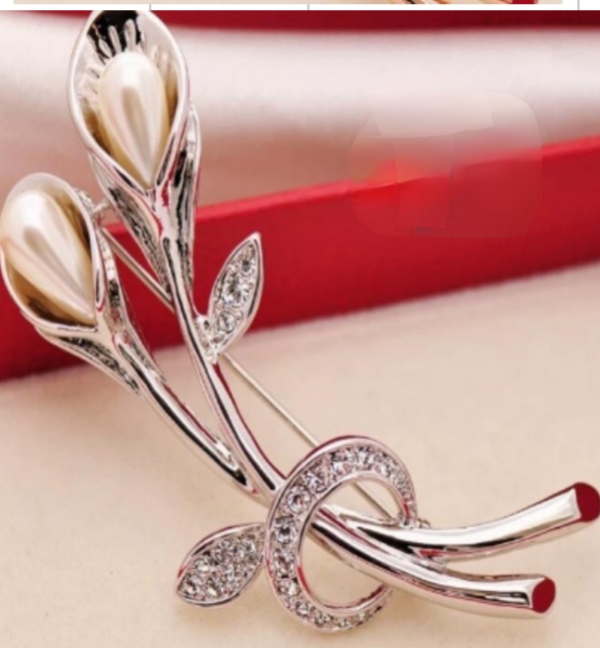 Brooch hijab safety pin