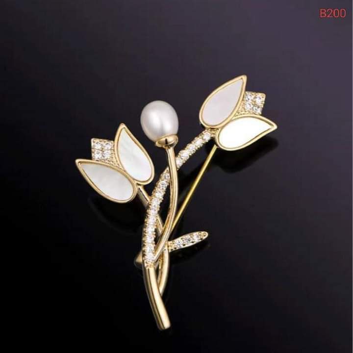 Brooch hijab safety pin