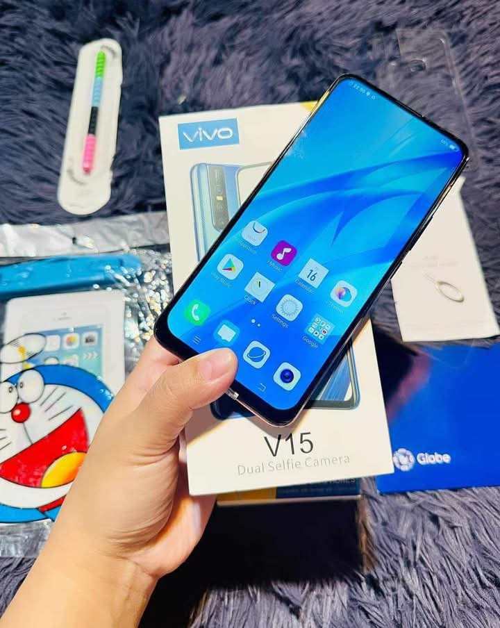 Vivo V15