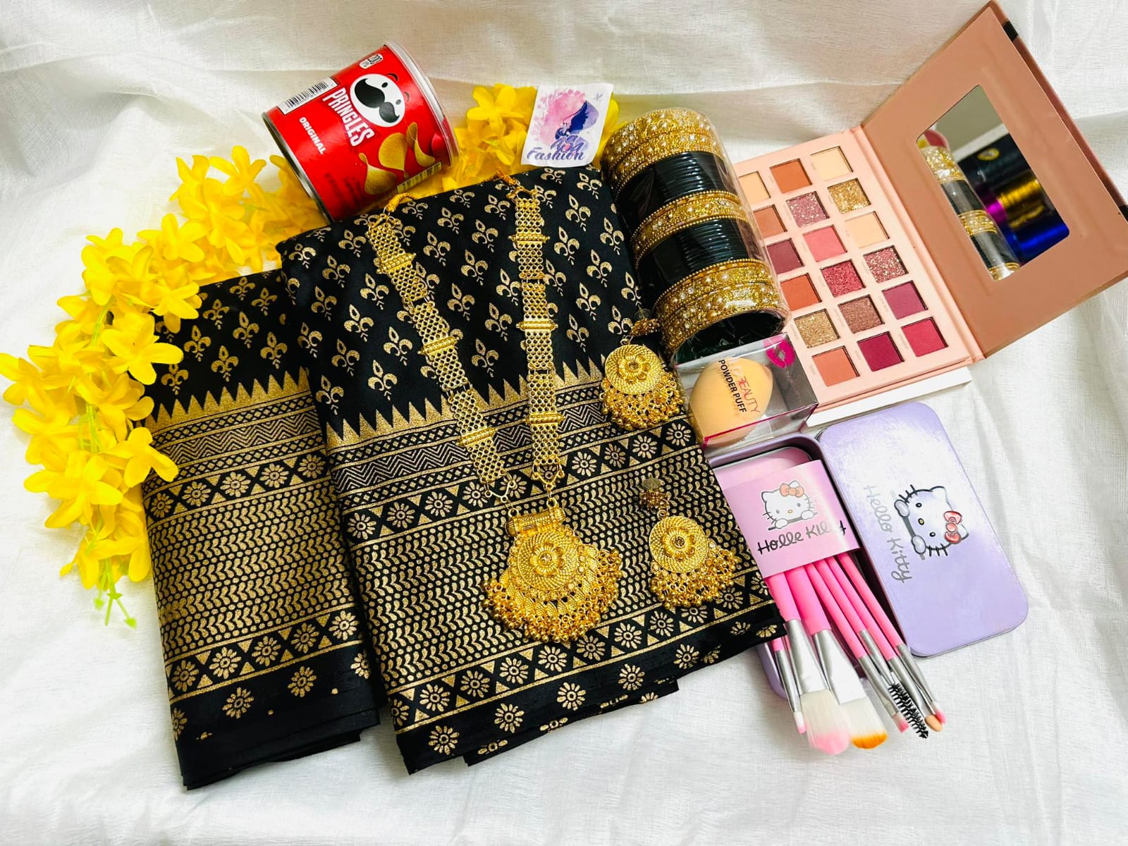 fashionable combo pack