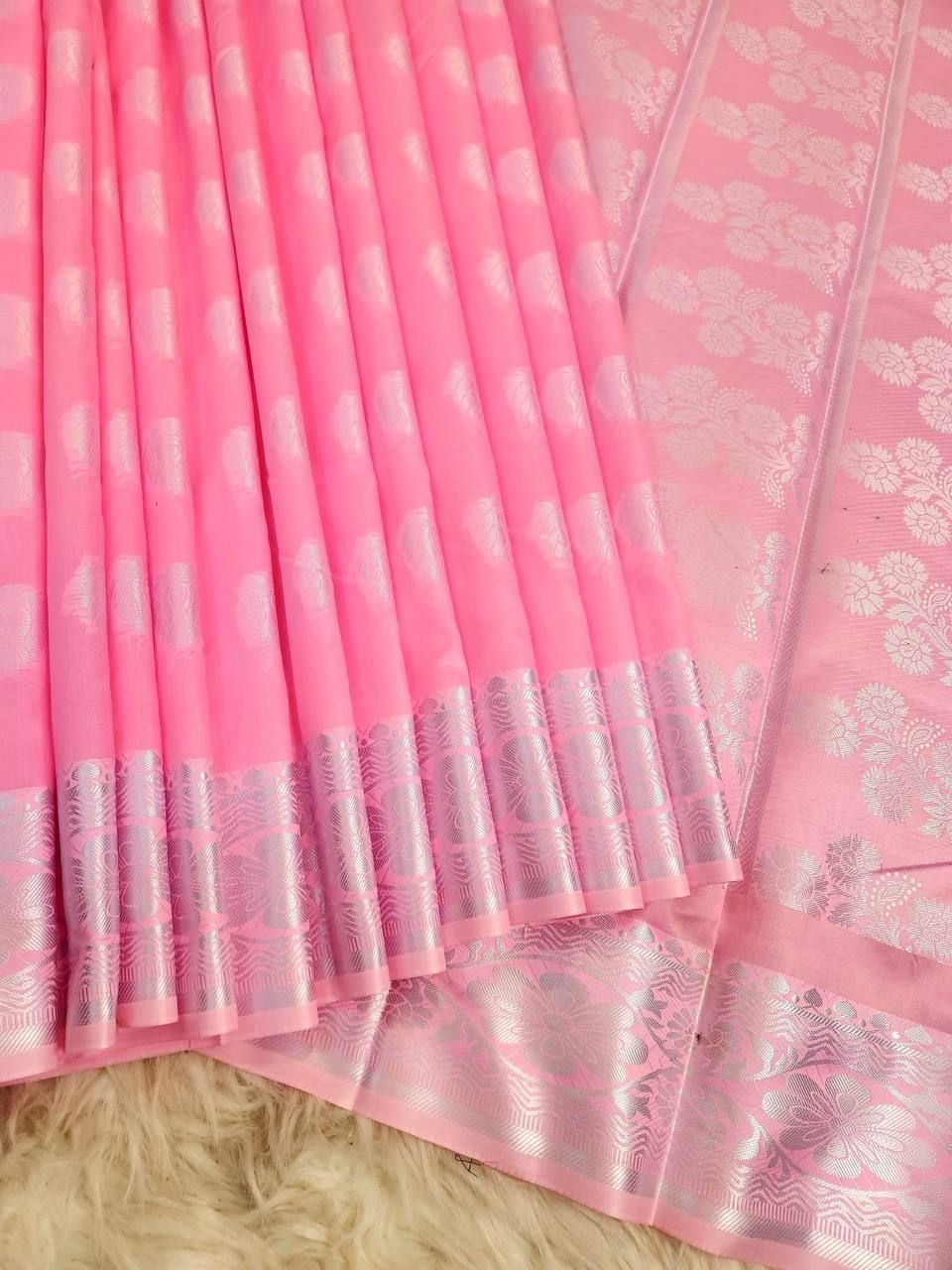 সফট সিল্ক কাতান শাড়ি