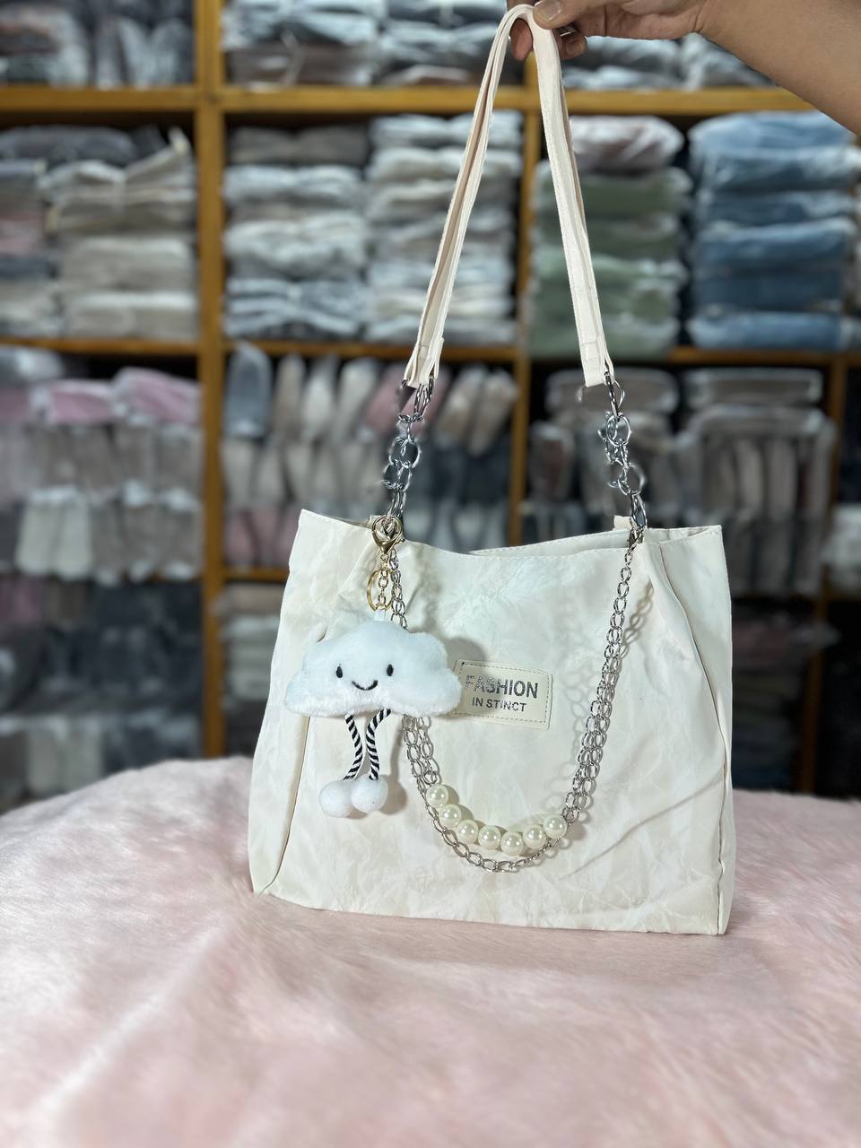 Tote bag
