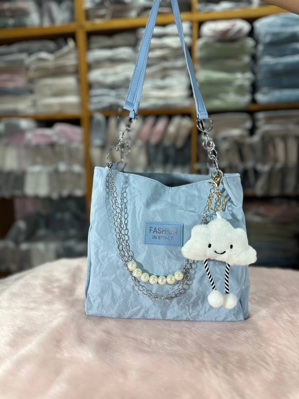 Tote bag