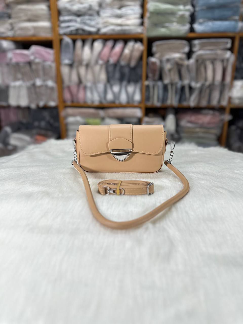 Ladies hand bag