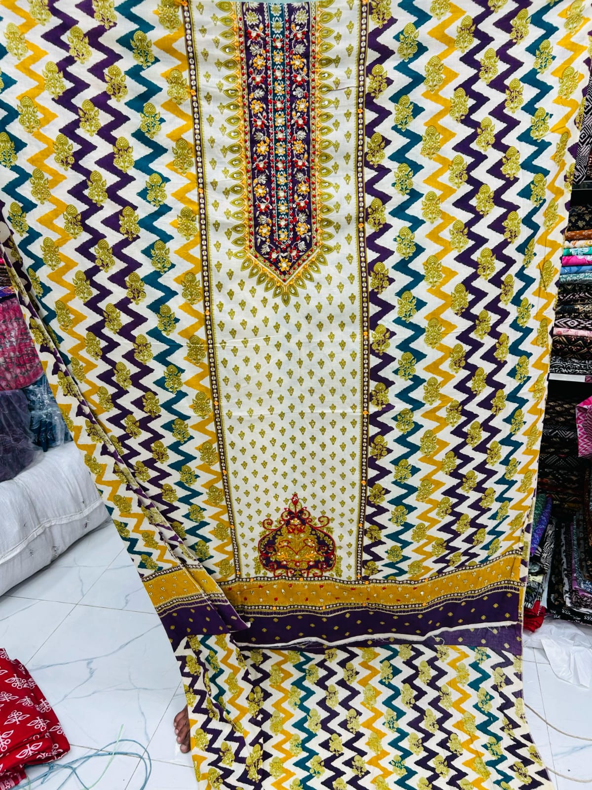 Malhar Butique threepiece?
