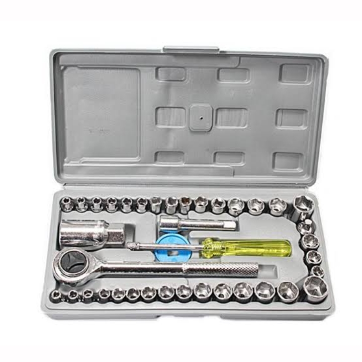 40 Pcs Combination Socket Wrench Set With Box – Silver