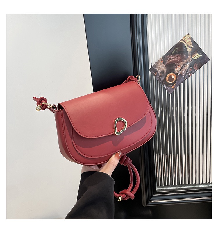 Trendy Fashionable Party Bag Code- DG02