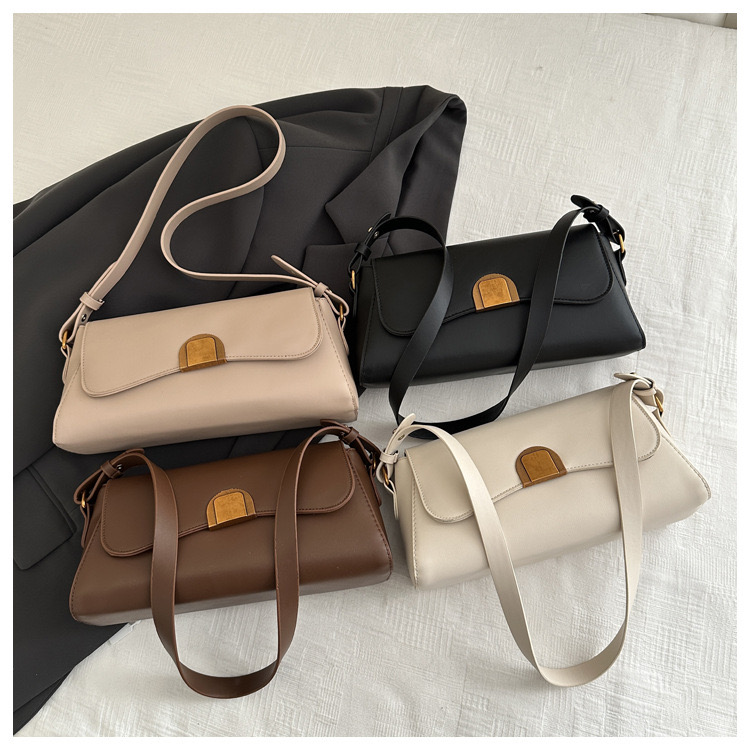 Trendy Fashionable Party Bag Code- DG06