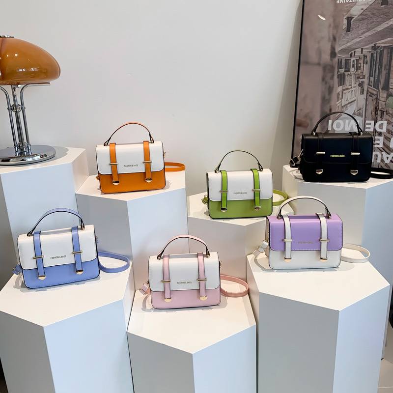 Trendy Fashionable Party Bag Code- DG11