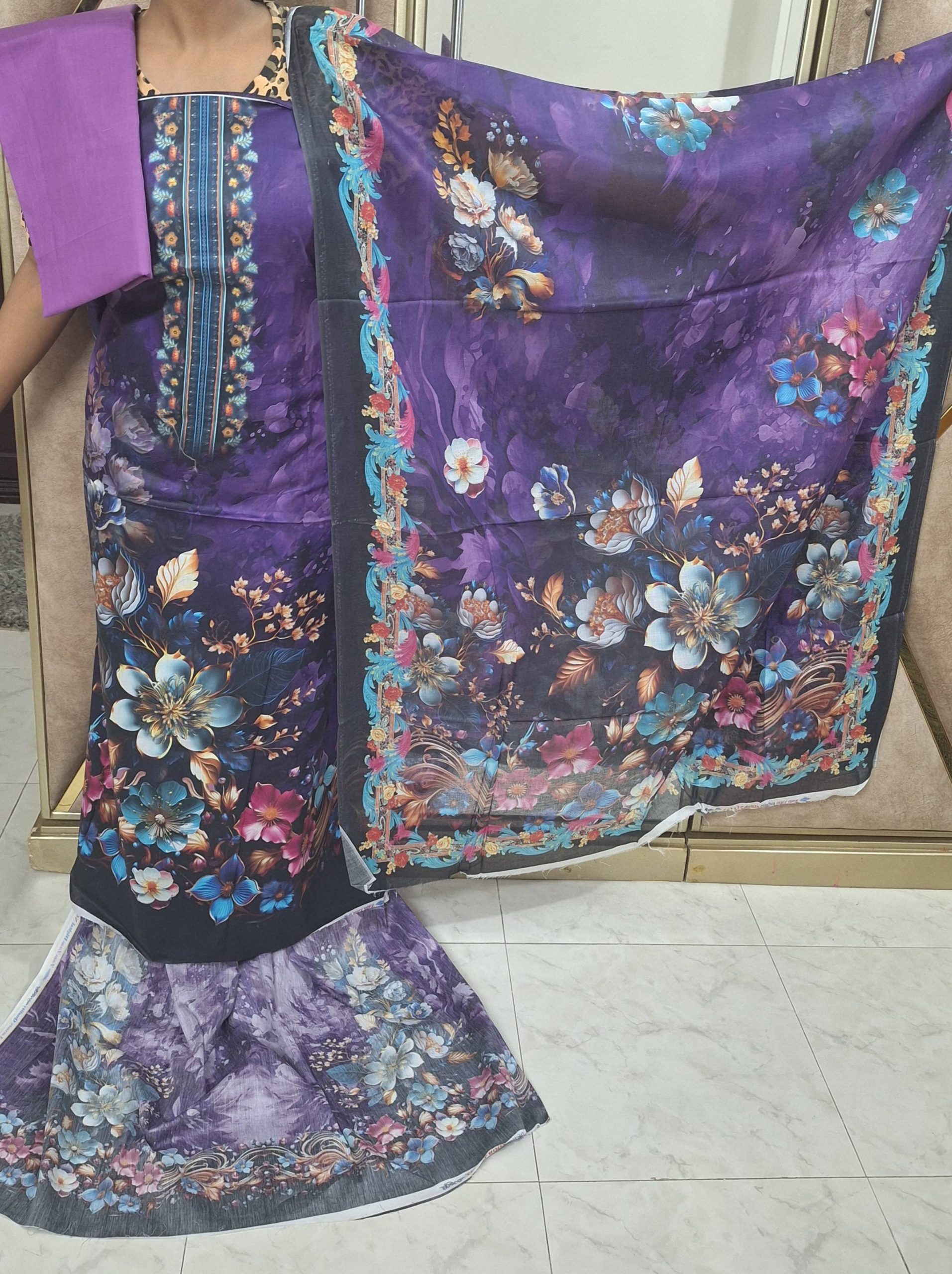 Jomjom lon