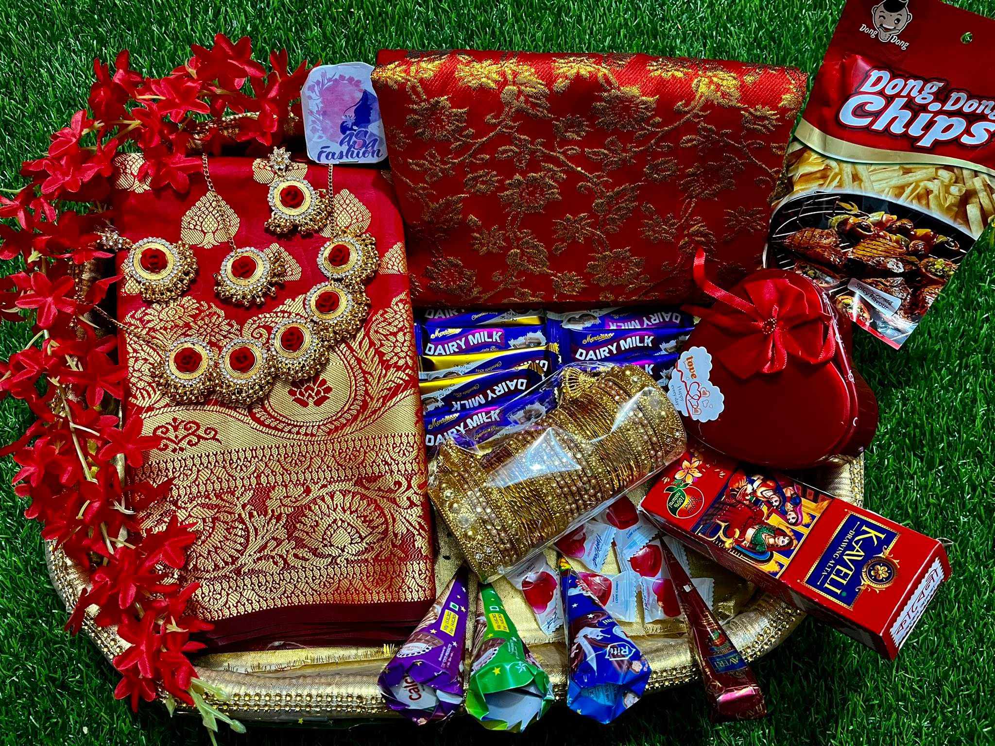 শাড়ি কম্বো প্যাকেজ