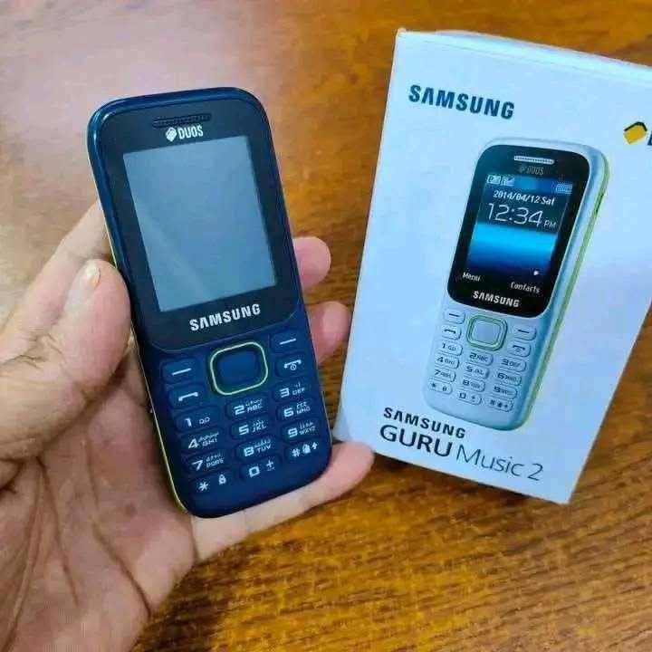 Samsung guru music 2