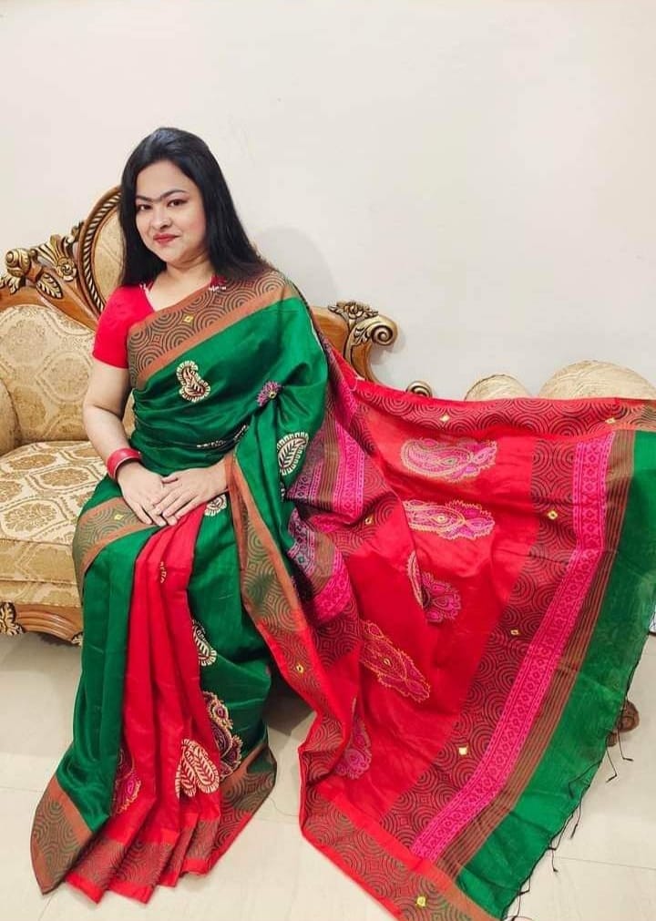 হ্যান্ডপ্রিন্ট হাফসিল্ক শাড়ী