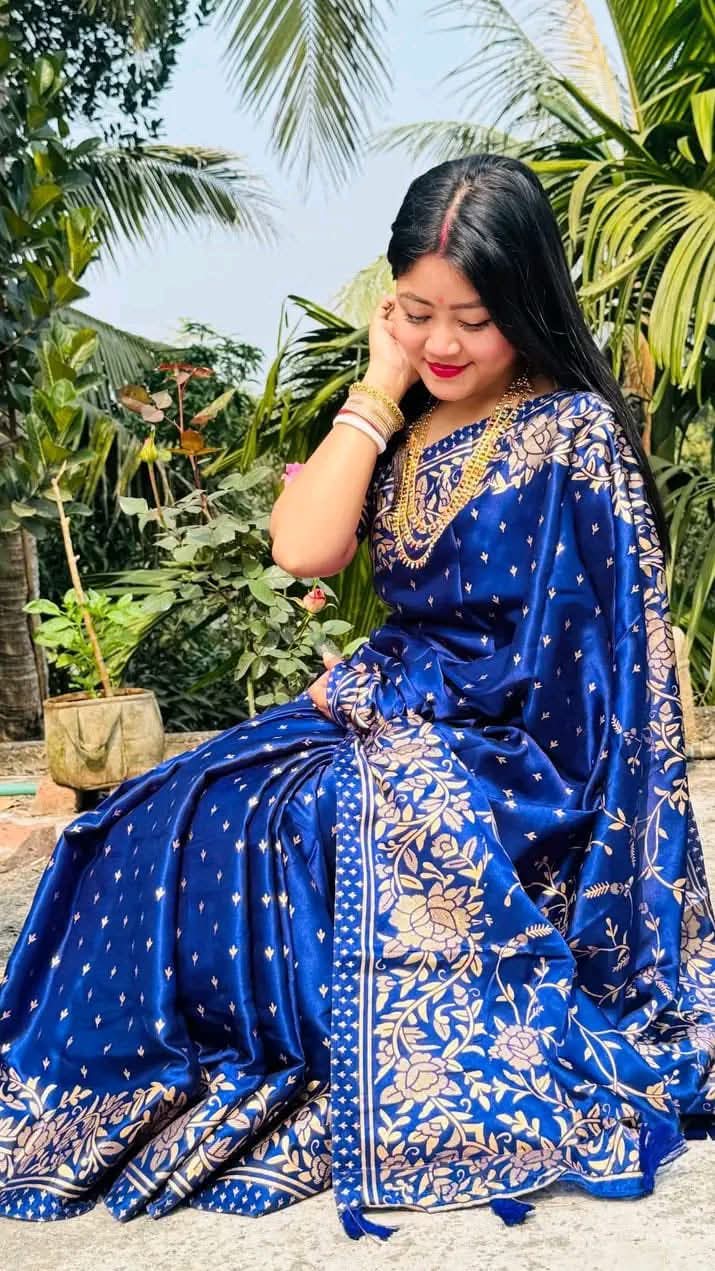 Japani Silk Skin Print Sharee with Blouse Piece