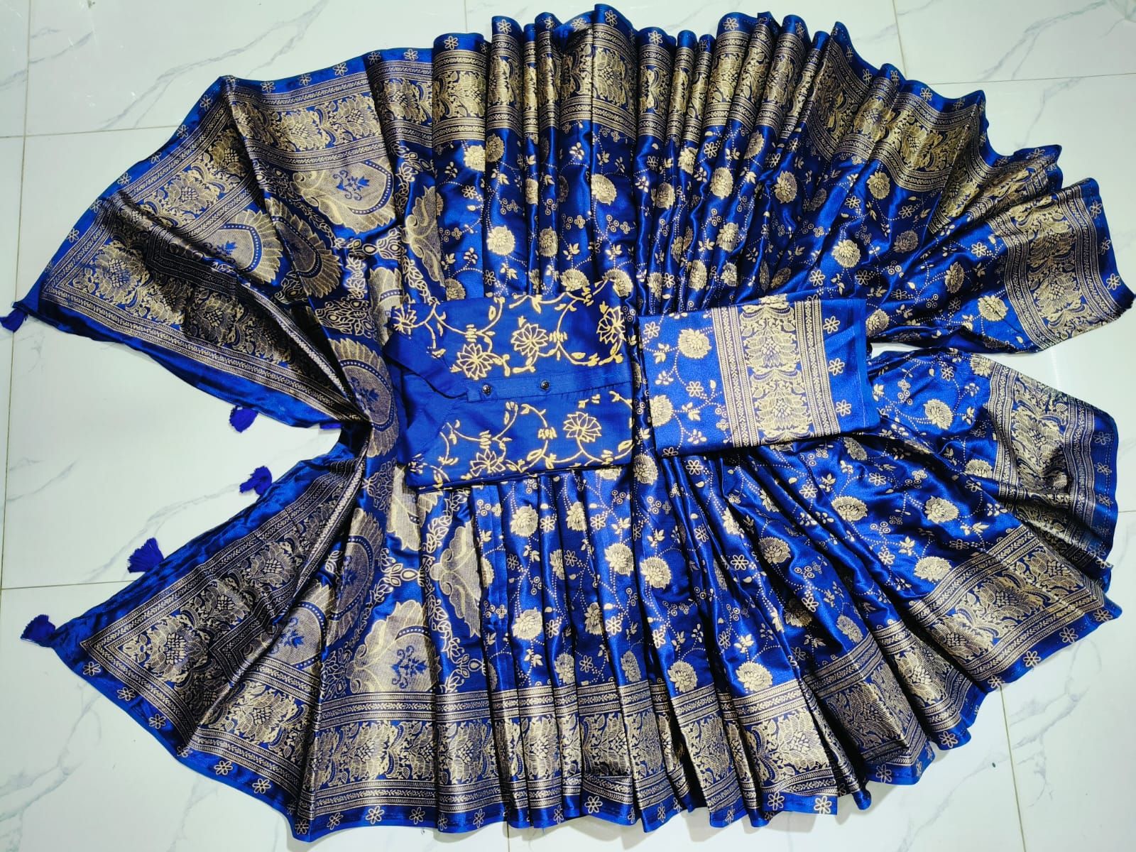 Sharee Panjabi Couple with Blouse Piece