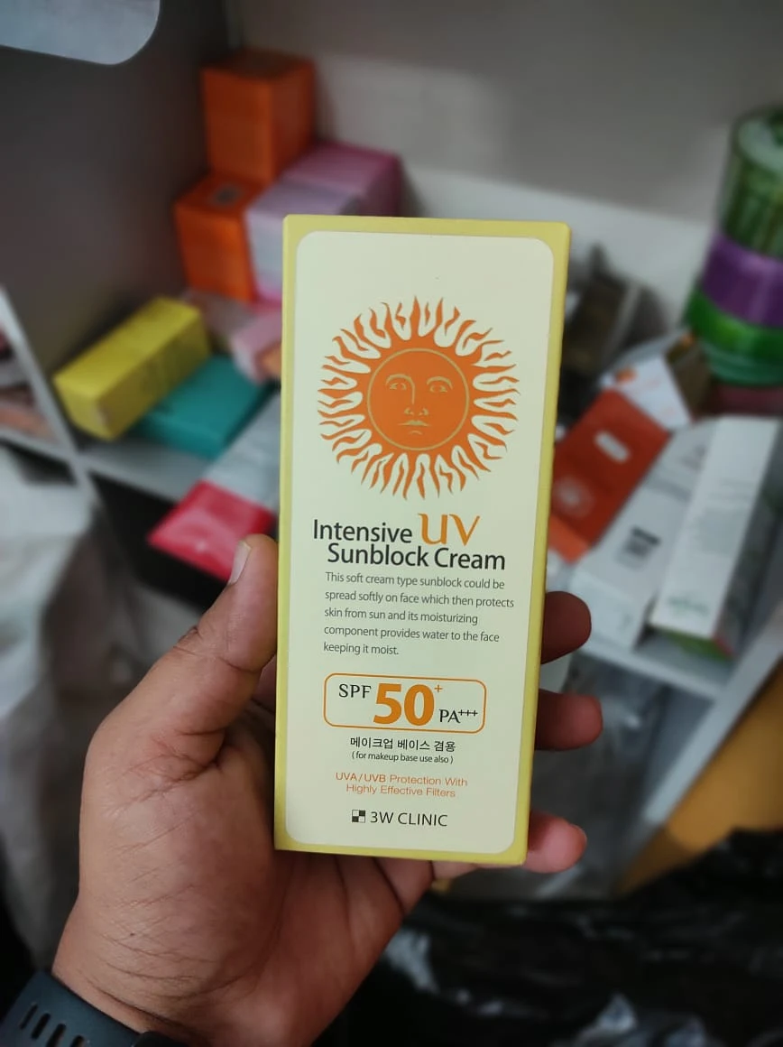 3w clinic intensive Uv sunblock cream spf50 Pa+++ – 70ml
