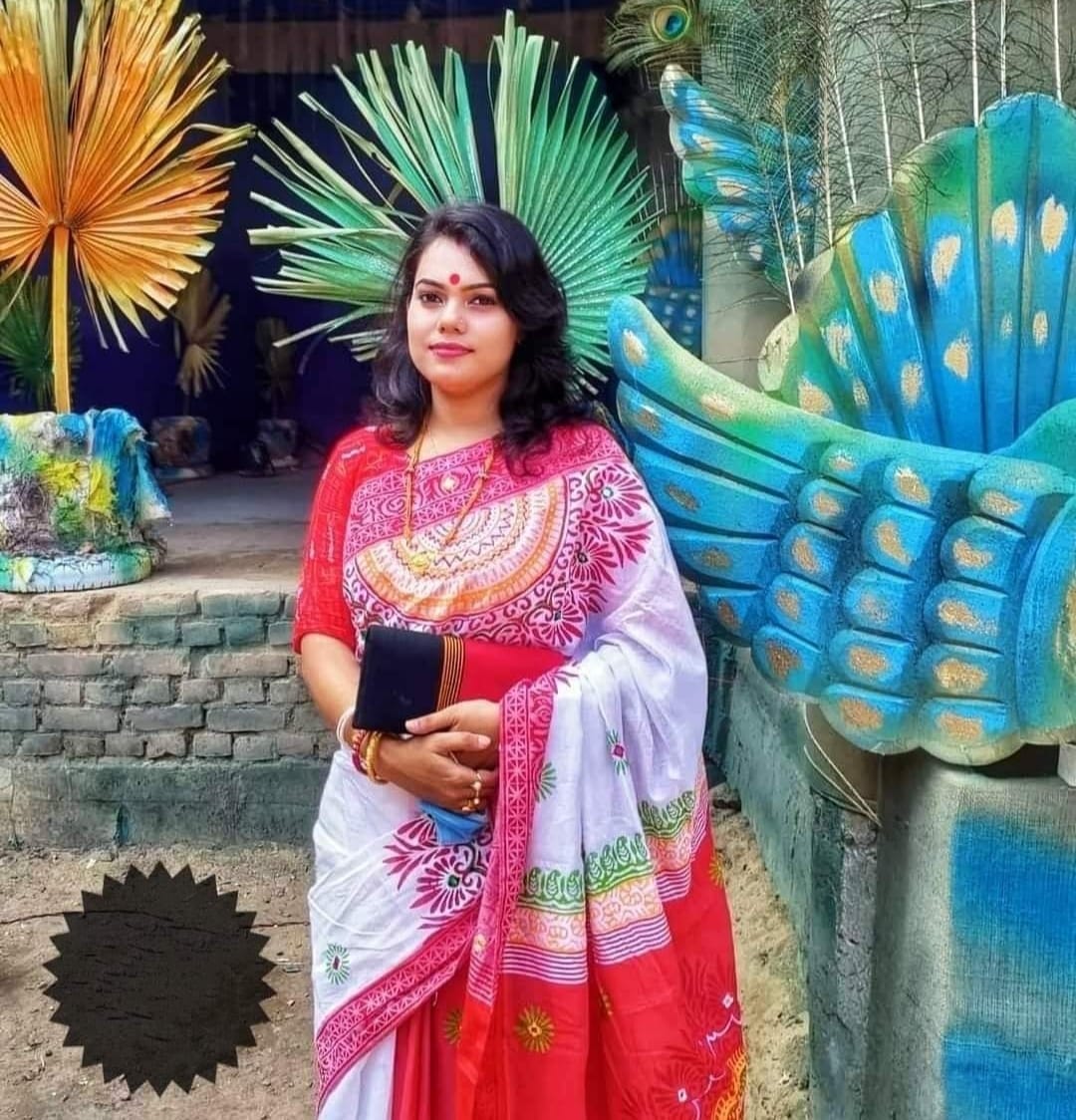 ধুপিয়ান সিল্ক শাড়ি