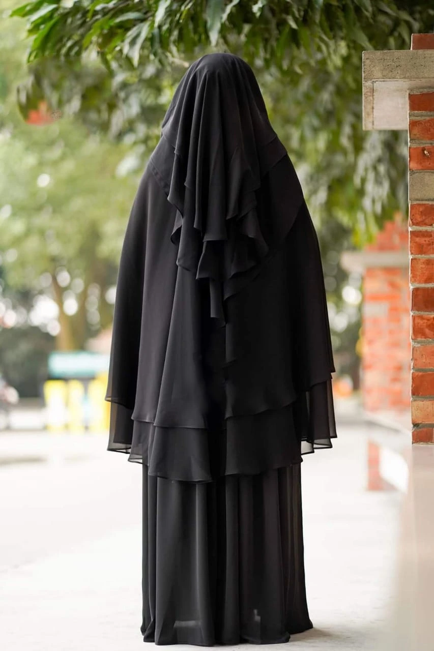 Muttaki Burka Set