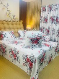 5 Pieces Comforter Set