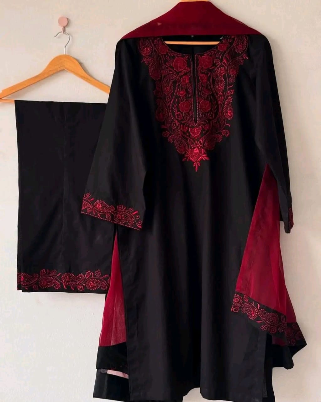 Sequence Embroidery Three Piece