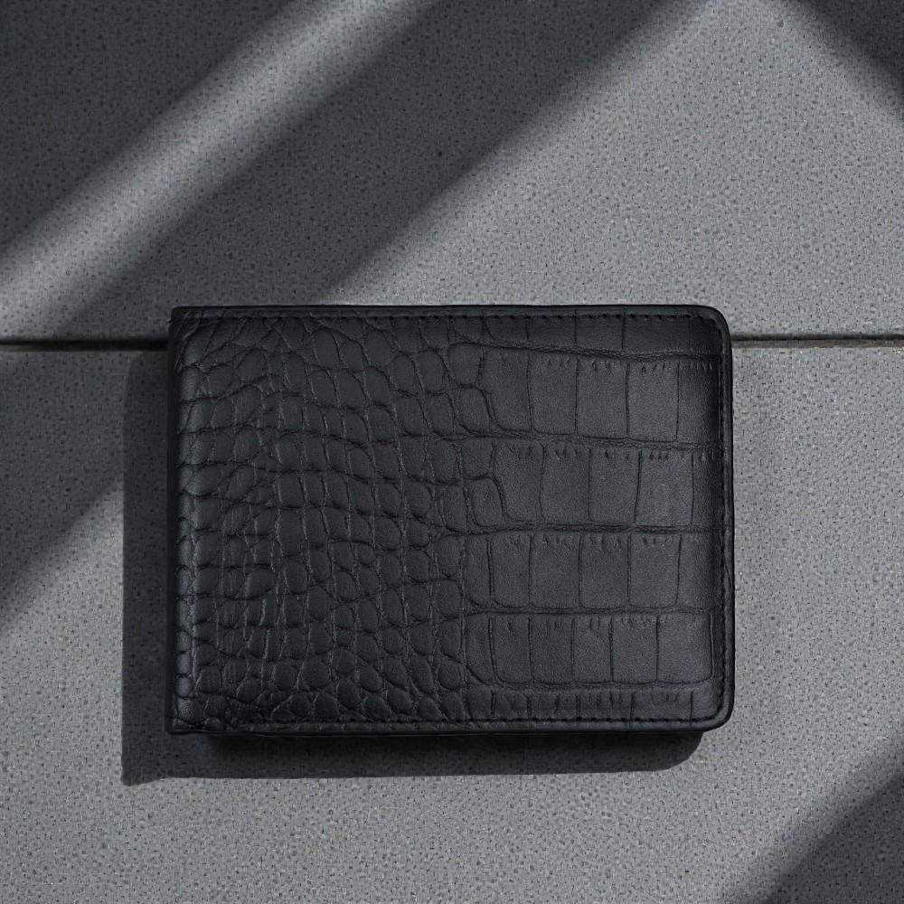 ZAYS Premium Handcrafted Crocodile Embossed Leather Bifold Wallet for Men And Women - Super Slim Durable Stylish Short Wallet - ZSW122-Black