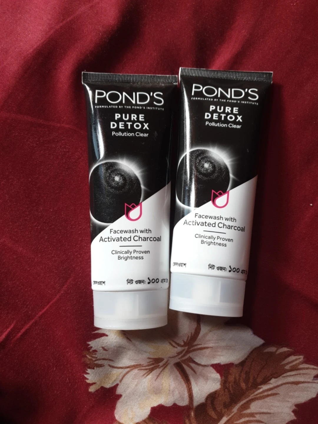 Pond's Face Wash Pure Detox Pollution Clear with Activated Carbon 100ml | Bangladesh