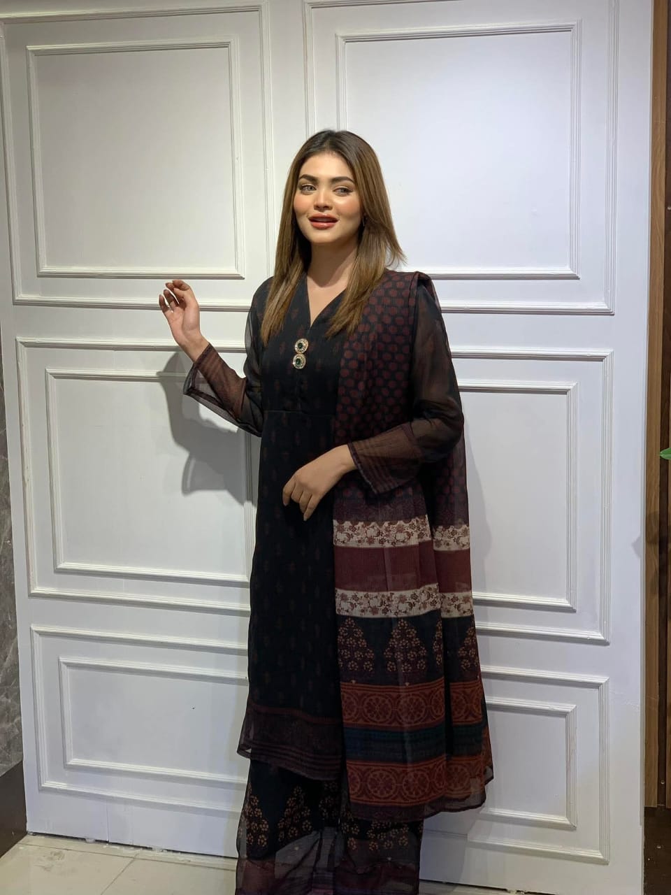 Jorjet Three Piece