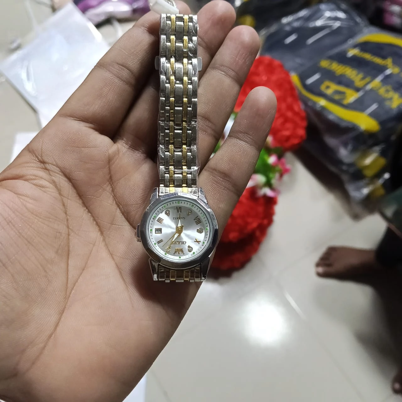 OLEVS Watch for Women Branded Stainless steel Elegant Luminous Ladies Watches 9931 Silver