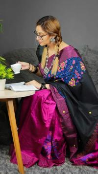 হ্যান্ডপ্রিন্ট হাফসিল্ক শাড়ী
