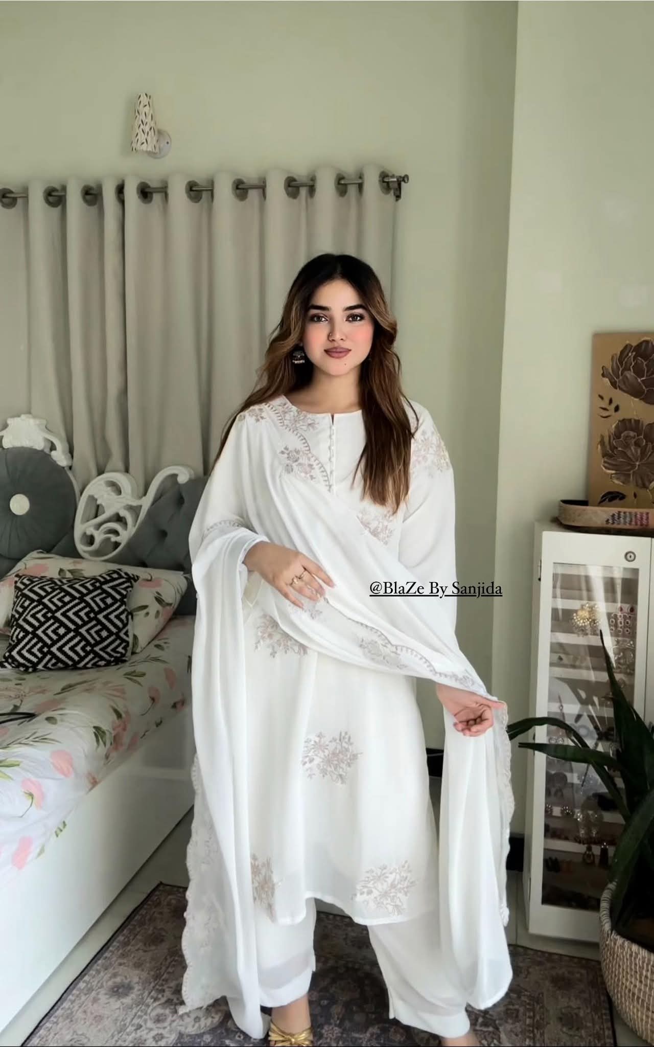 Sada Bahar Three Piece