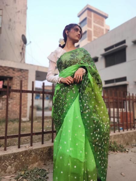 Exclusive Handloom Half Silk Saree – Dropupseller Signature Collection