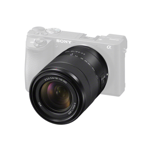 Sony E 18-135mm f/3.5-5.6 OSS Lens
