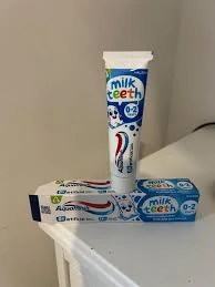 Aquafresh Milk Teeth 0-2 Years Kids Toothpaste 50ml Toddler Toothpaste for Infants, Gentle care for Milk Teeth | UK