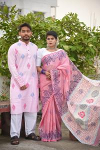 সুতি শাড়ী ও স্লাব কটন পাঞ্জাবিকাপল সেট