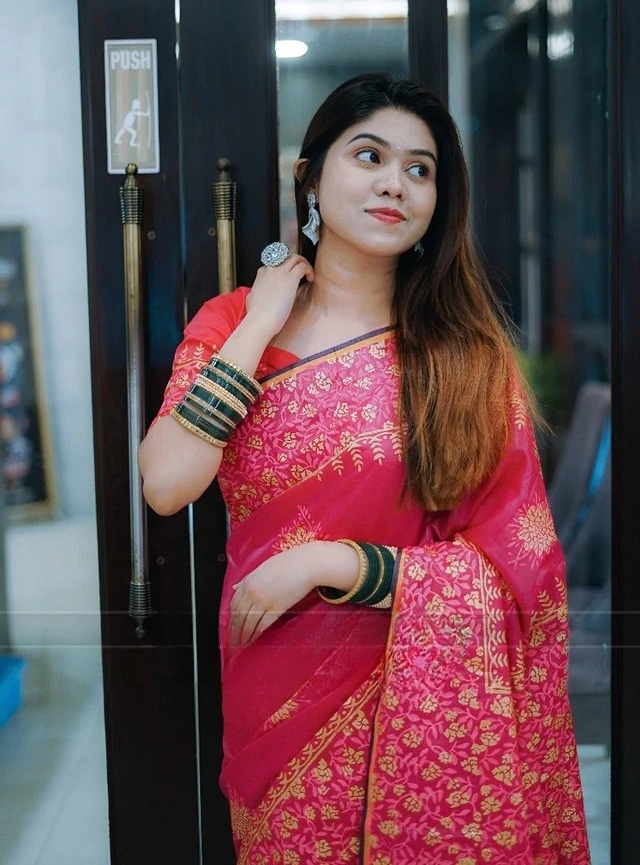 Kubari Silk Saree (With Blouse piece )