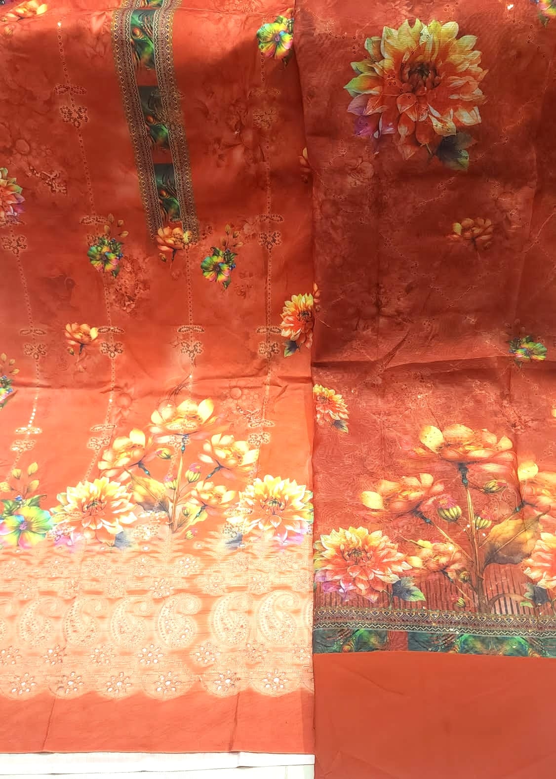 ইন্ডিয়ান বুটিক্স থ্রি পিস