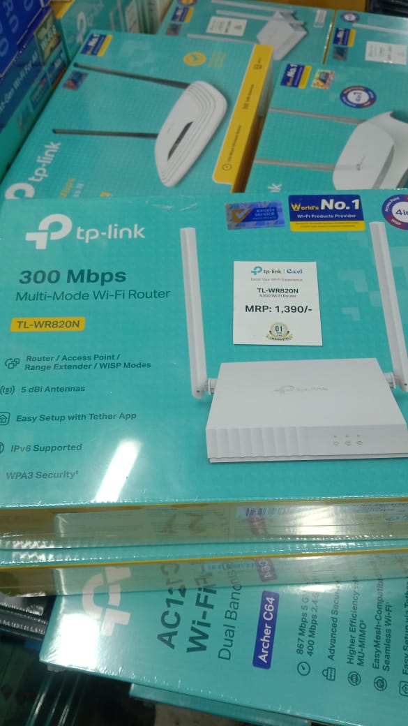 TP-Link TL-WR820N 300 Mbps Multi-Mode Wi-Fi Router